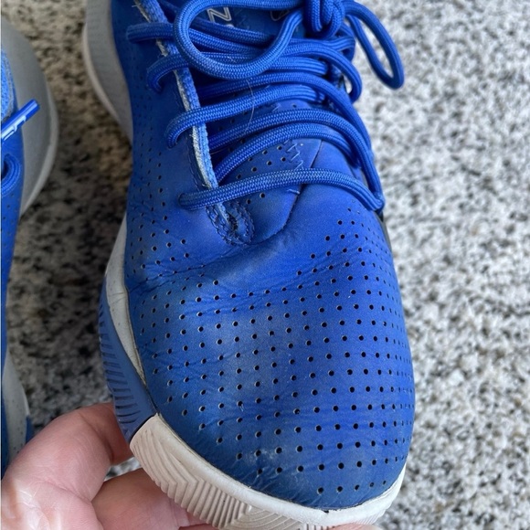 Boys Under Armour shoes - Picture 7 of 11